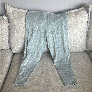 Athleta Women's Salutation Stash Pocket II Softluxe Tight Green/Gray